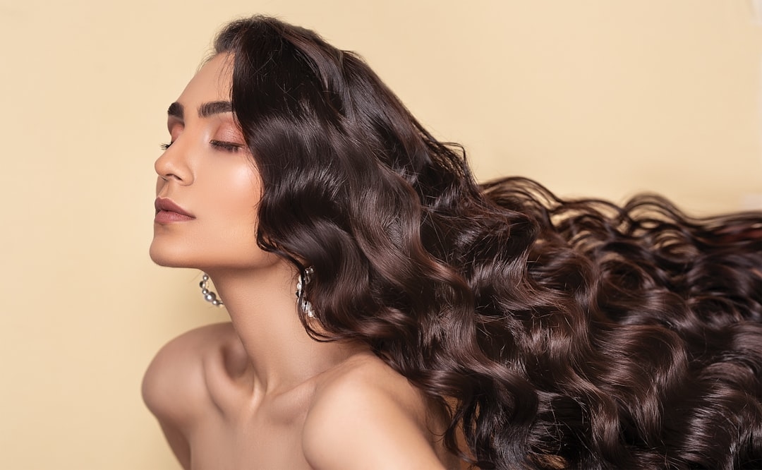Is Honey Good for Your Hair? Natural Benefits and Practical Applications