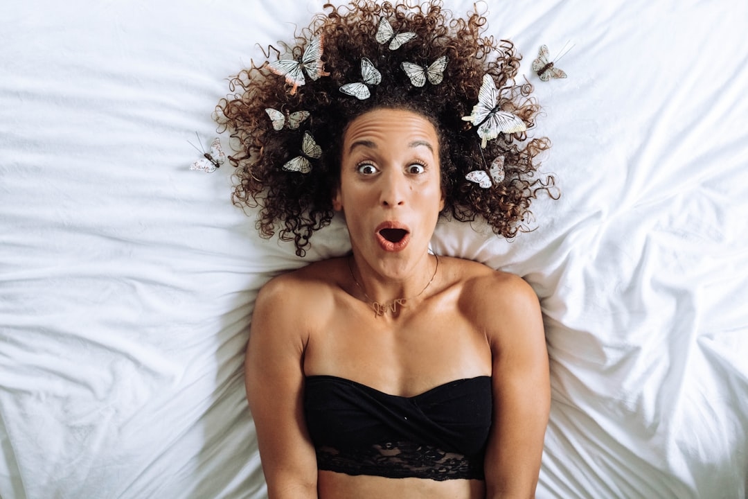 How to Pineapple Hair: The Complete Curl-Protection Guide for Sleeping
