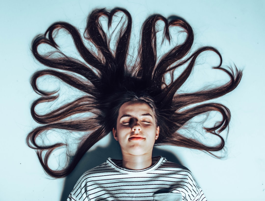 Does Hair Hold Memories? What Science Really Shows